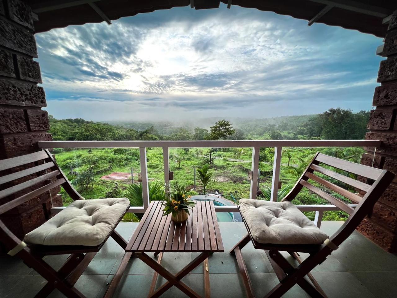 Вилла Mars Jungle Adventure Stud Farm With Private Jacuzzi Narsinge Экстерьер фото