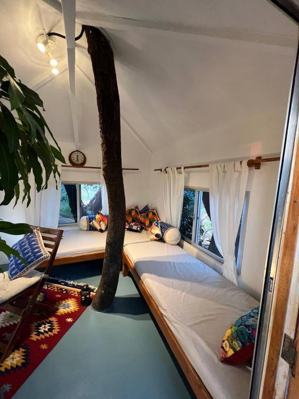 Вилла Mars Jungle Adventure Stud Farm With Private Jacuzzi Narsinge Номер фото