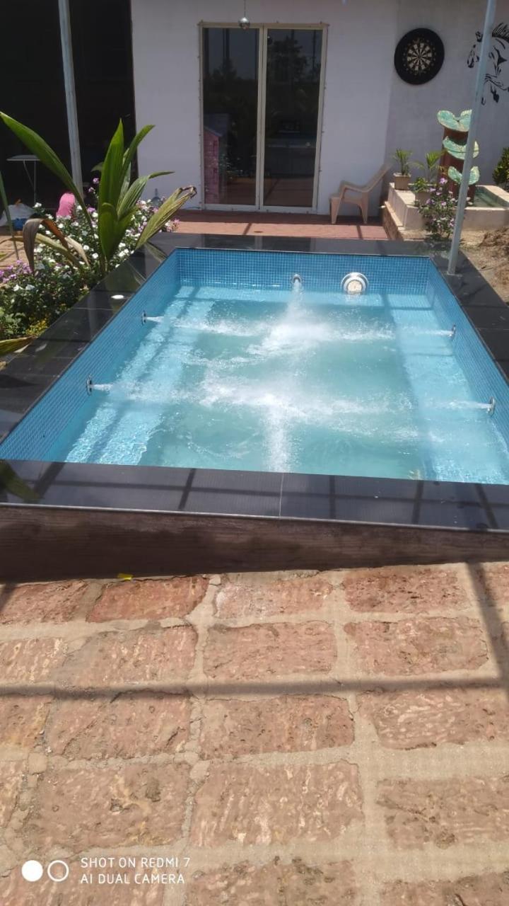 Вилла Mars Jungle Adventure Stud Farm With Private Jacuzzi Narsinge Экстерьер фото